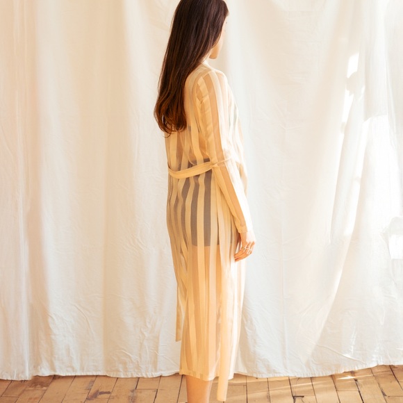 Vintage Beige Sheer Robe - Picture 1 of 5